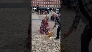 Amazing Madrid Street Performer! #madrid #busking #busker