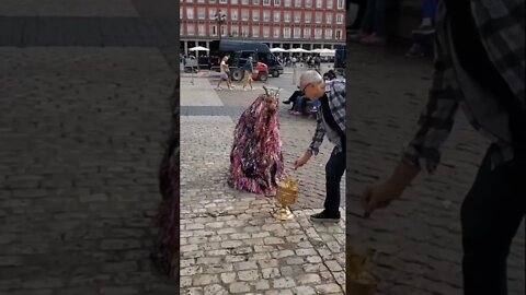 Amazing Madrid Street Performer! #madrid #busking #busker