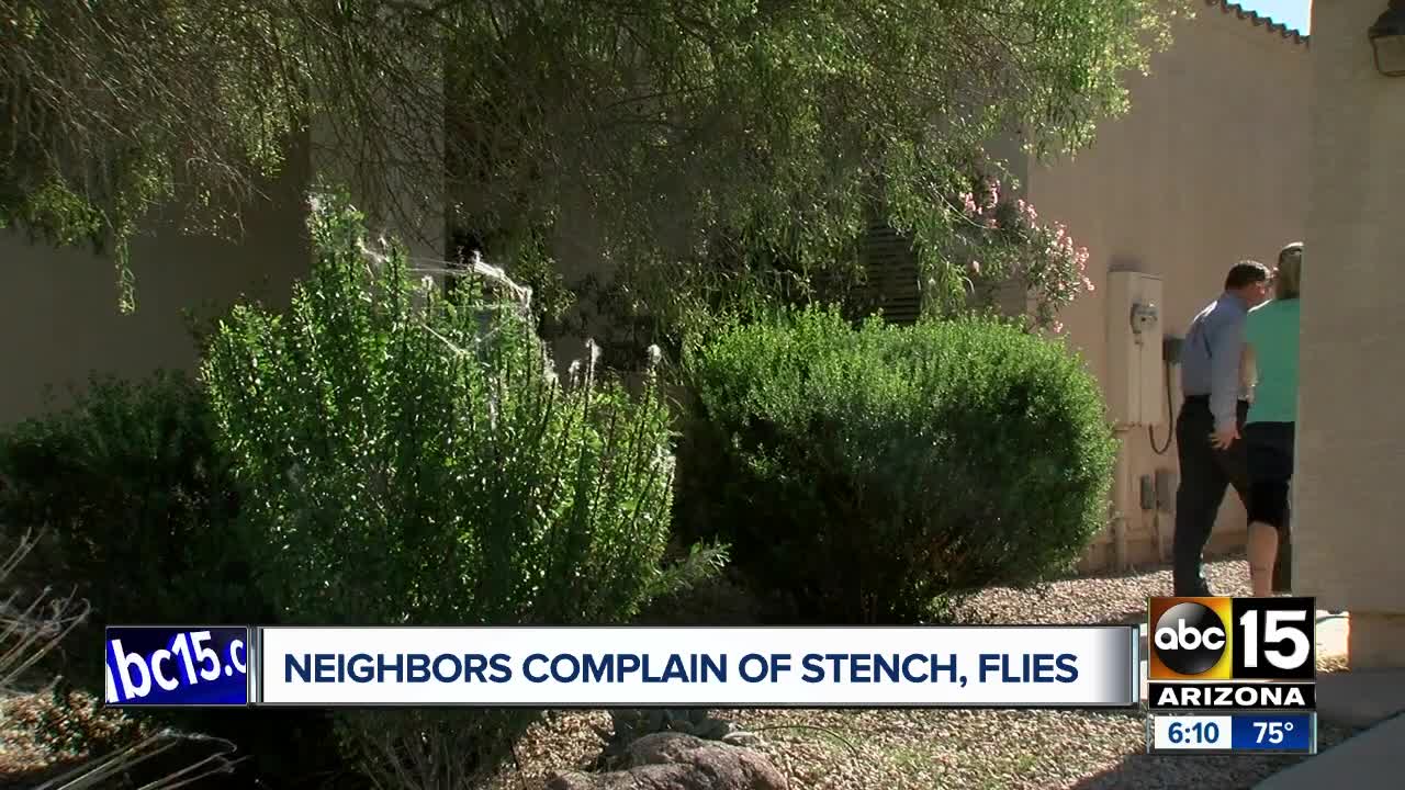 San Tan Valley residents complain of stench from deceased neighbor's home