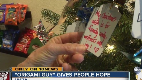"Origami guy" giving people hope for the holidays