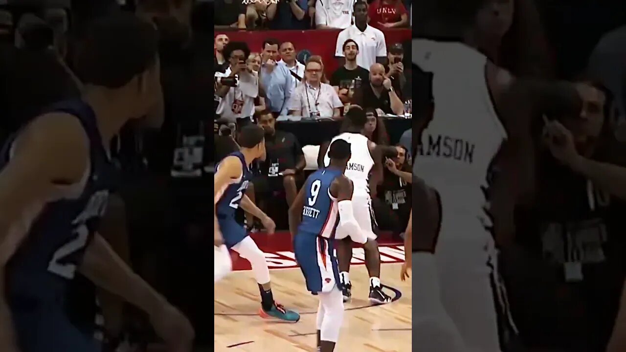 LeBron watching Zion' debut 🔥