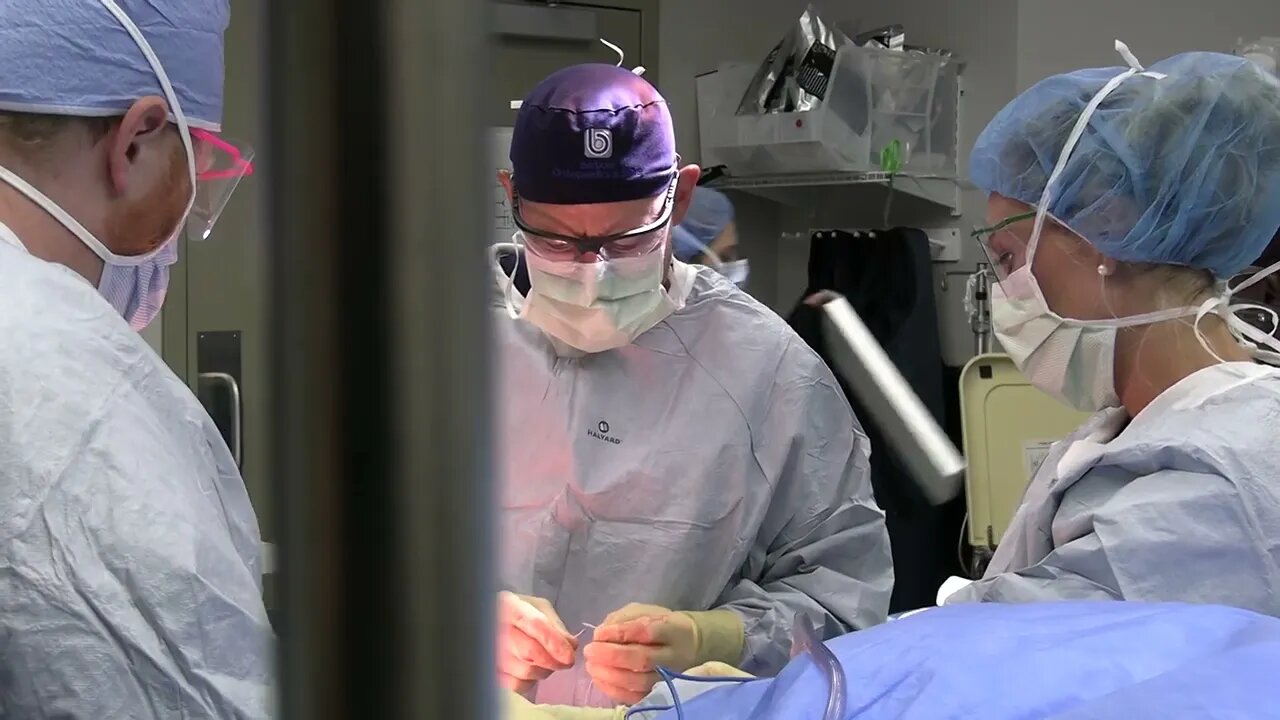 Timelapse of an Achilles Tendon Rupture Surgery