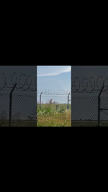 Boeing 747-8 (MASSIVE Longest Plane)