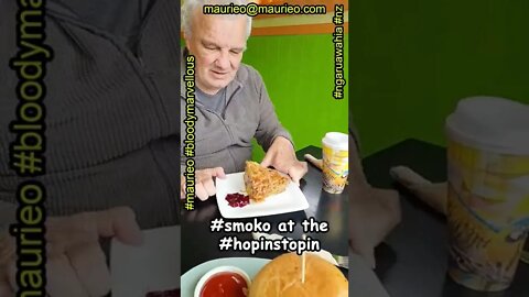 #maurieo #shorts SMOKO AT THE HOPIN STOPIN TAUPIRI NZ