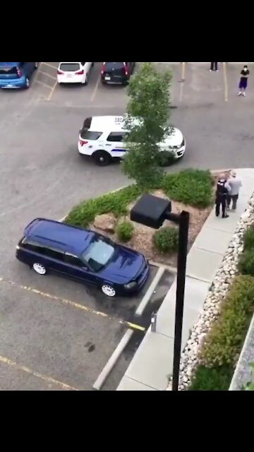 HARMLESS MAN KILLED BY POLICE IN AUSTRALIA