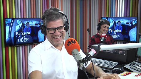 Motoristas parceiros da Uber comemoram experiência: "muito gostoso"