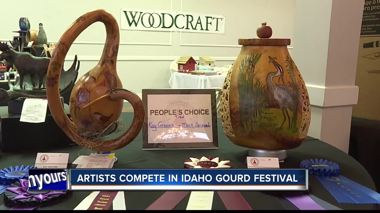 Local artists use real gourds to create intricately beautiful artwork