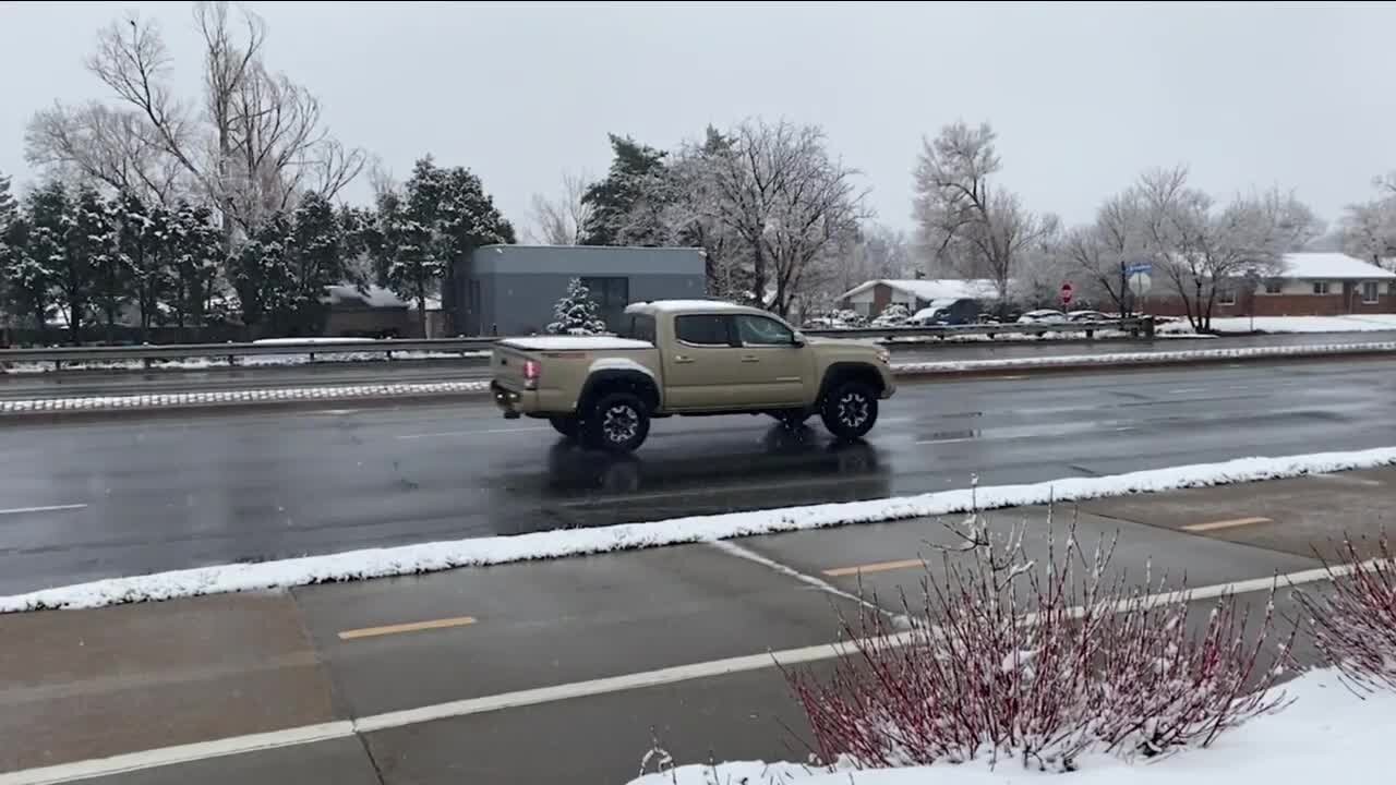 Snowstorm hits the Front Range foothills