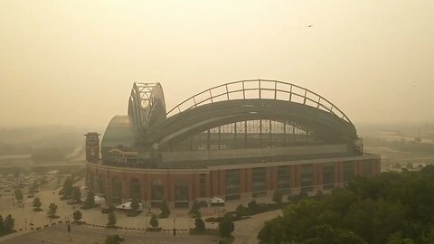 Chicago air quality at unhealthy levels due to smoke from Canadian wildfires...
