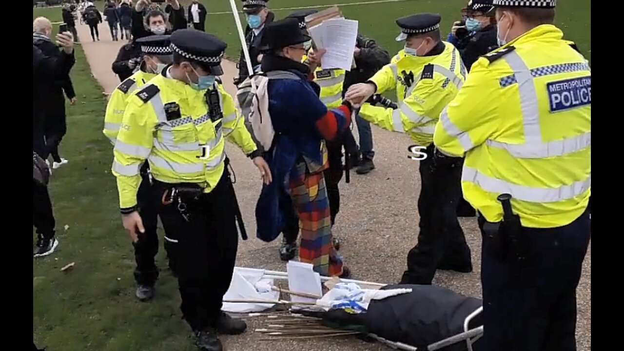 Geza Arrested, Hyde Park Corner