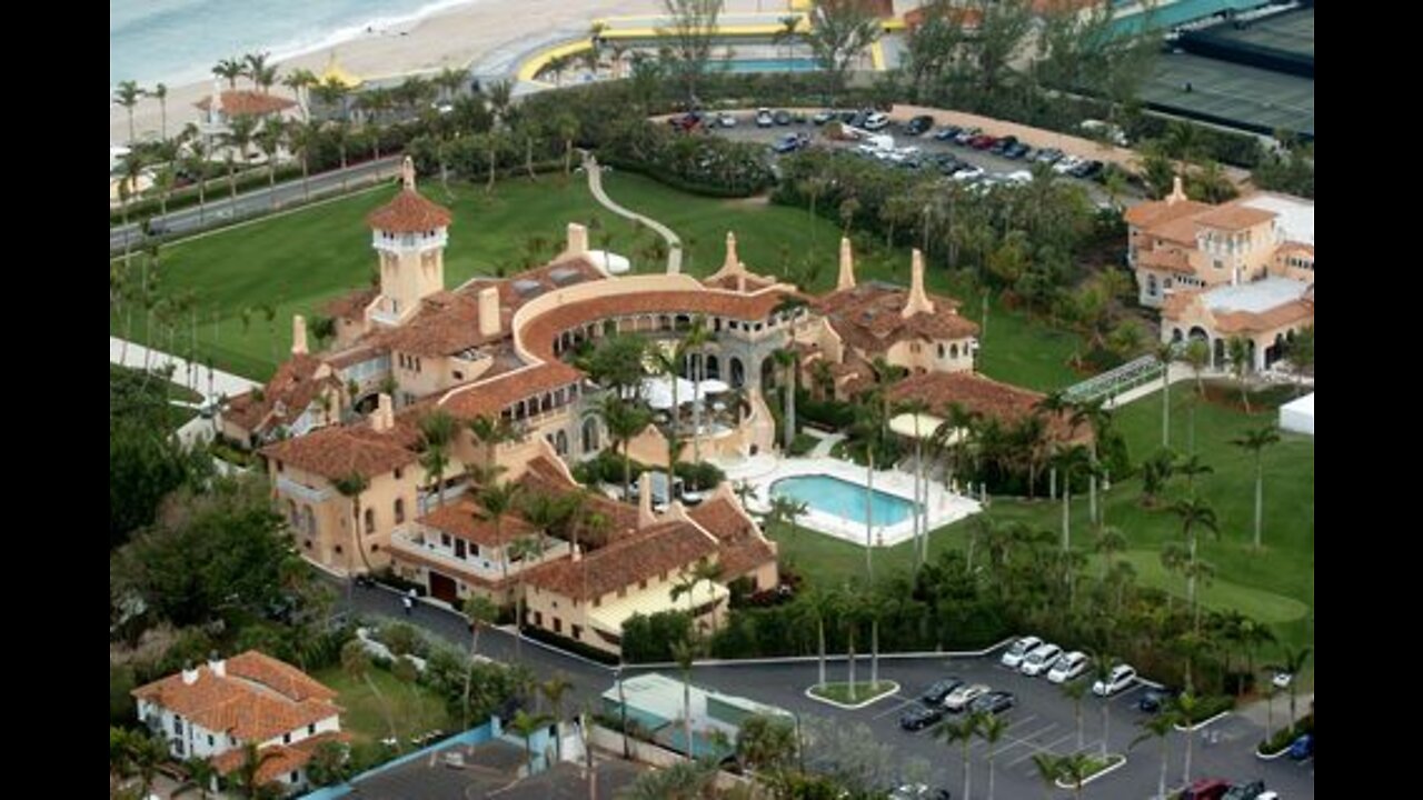 Donald trump tour house