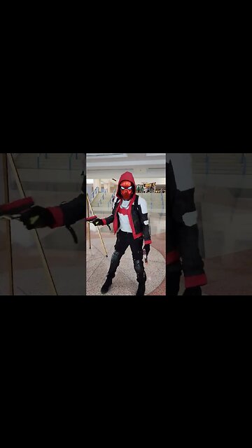 Metrocon Red Hood DC Cosplay
