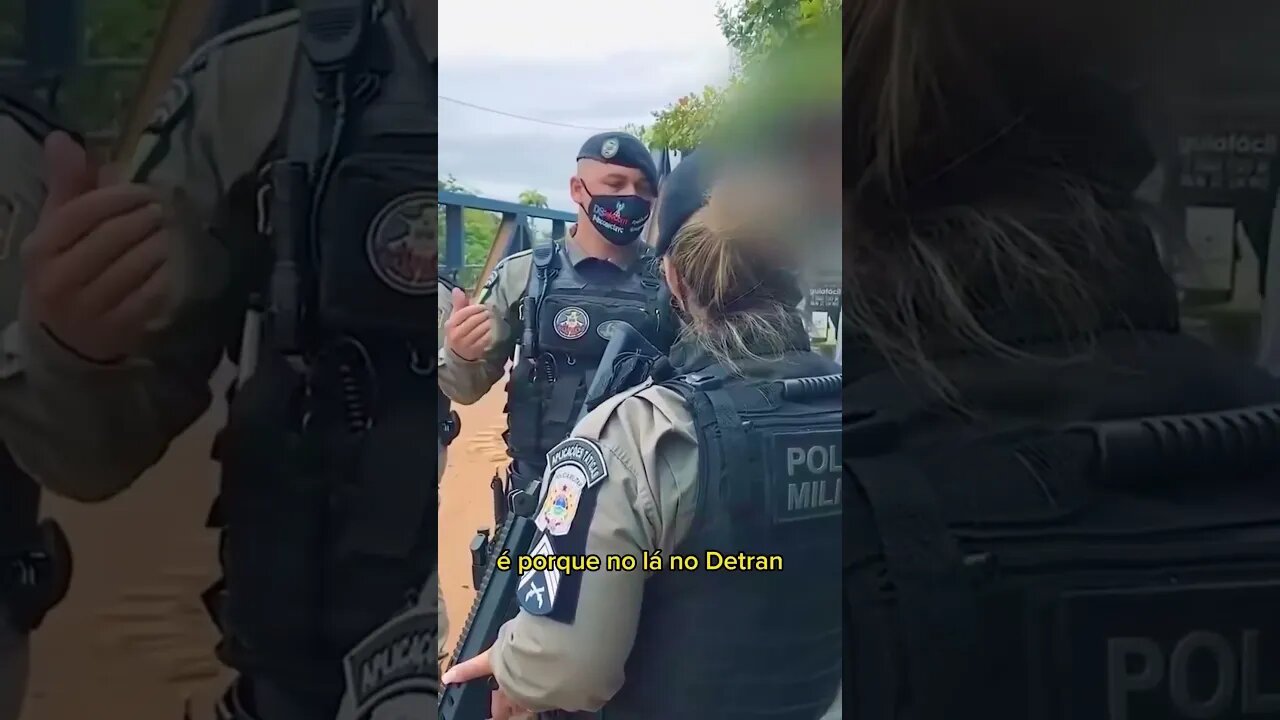 Cidadão com motocicleta irregular Sargento Alda #policial