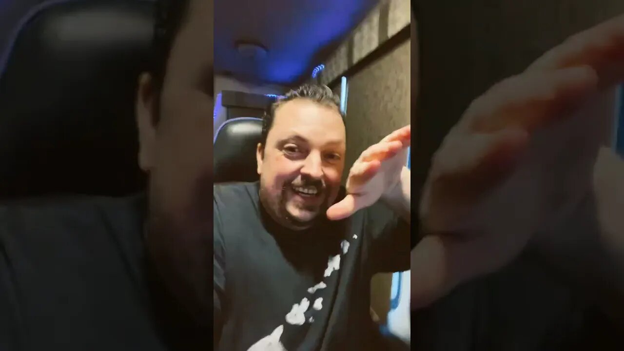 Most Difficult Airplane Landing Ever? 😲