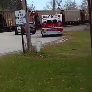 1 dead after train hits pick up truck in Waukesha County