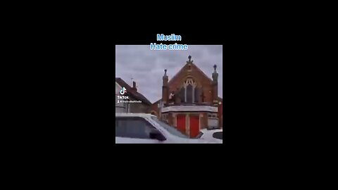 Muslim destroys cross in the uk