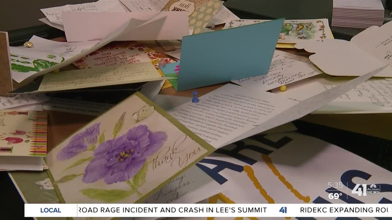 Lee's Summit woman starts senior citizen pen pal program