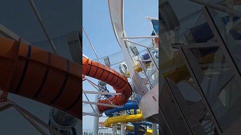 Royal caribbean slide on the wonder of the sea #royalcaribbean #cruise #cruiseship #cruiselife