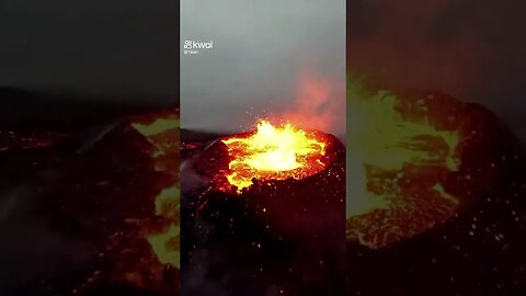#shortsyoutube #drone #vulcãoemerupção #lava