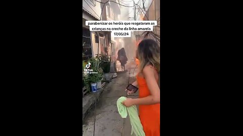 Parabéns a esses heróis que Salvaram as crianças de um incêndio no Rio de Janeiro.
