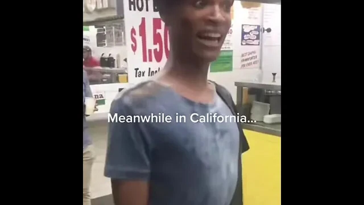 Methany Enters The Hot Dog Shop🌭👀😨