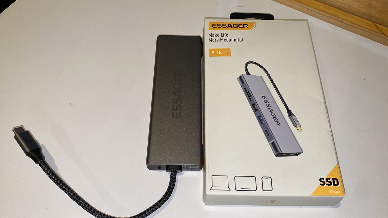 ESSAGER 8 in 1 USB C Hub M.2 SSD Enclosure 4K HDMI 3.2 Gen2 100W PD Aluminum Alloy PCIe NVMe SATA