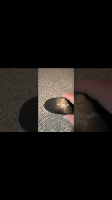 Brush Strokes Extra Soft Oval Military Brush