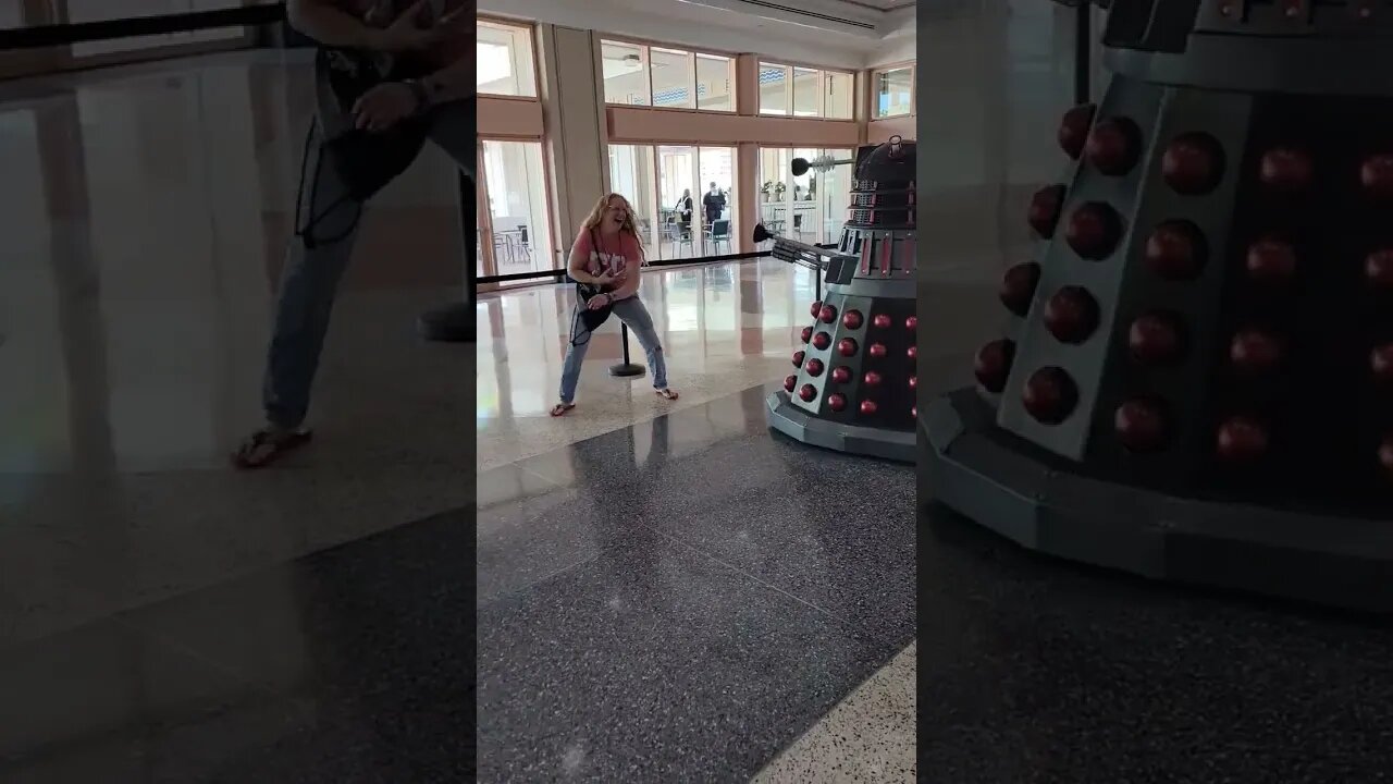 #WOMAN TRIED TO #TRICK #DALEK #EPICFAIL #DalekHAL #TBCC2022 #TBCC #DoctorWHO #SHORTS #Comedy