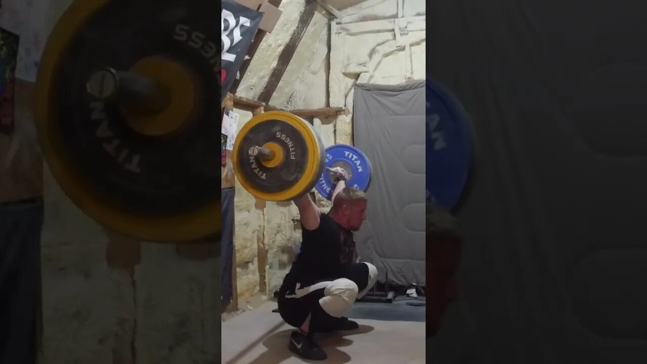 126 kg / 277 lb - Snatch