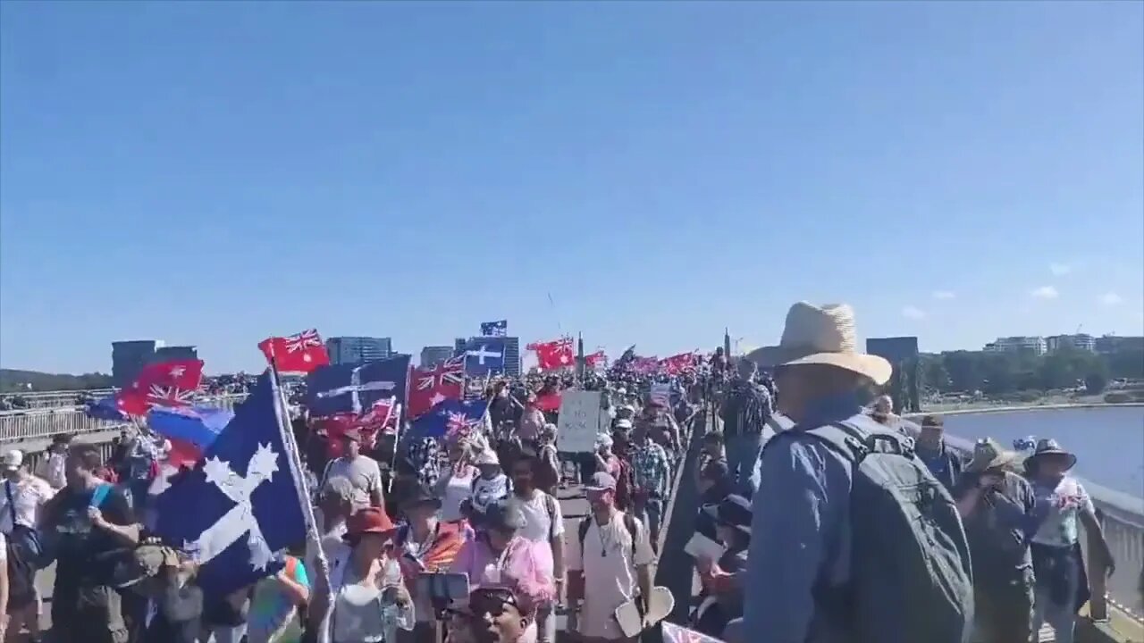 🇦🇺 Australia Bridge 🚛 Blockade 🦘