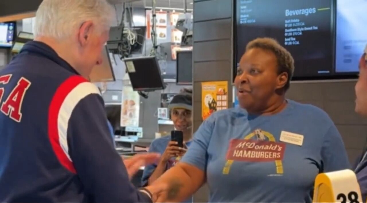 LOL McDonald's Employee Mistakes Bill Clinton For Joe Biden