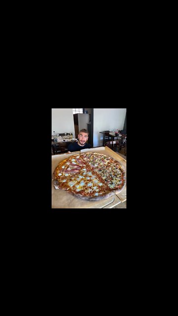 THE UK'S BIGGEST PIZZA CHALLENGE (34-Inch Pizza) #Pizza #foodchallenge #foodie #Shorts #eatingshow