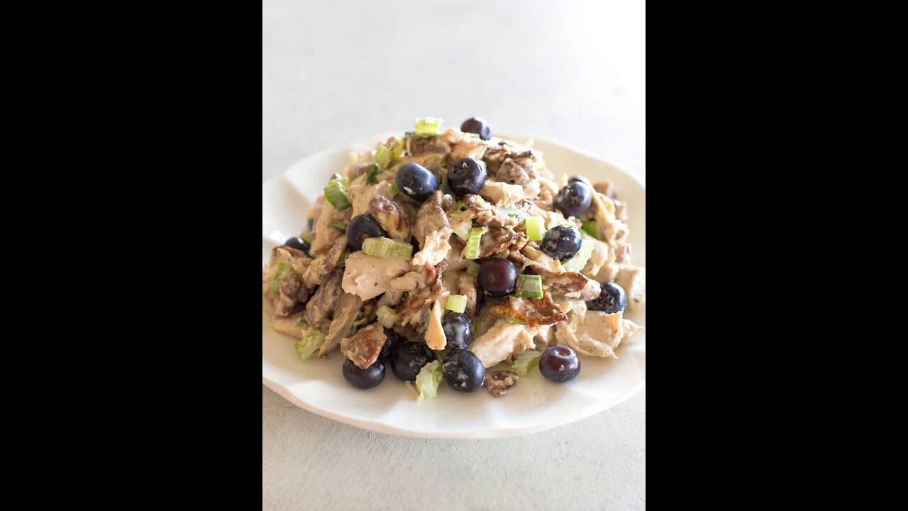 KETO BLUEBERRY PECAN CHICKEN SALAD