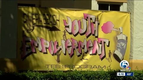 Kids in Riviera Beach treated to free showing of the movie "Black Panther".