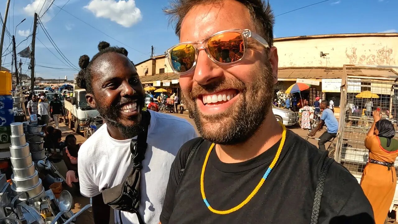 Loud hidden market in Kampala, Uganda 🇺🇬