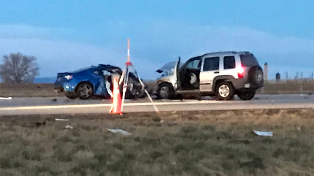 1 killed, 1 hurt in head-on crash