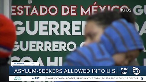 25 asylum-seekers who were waiting in Mexico released in US