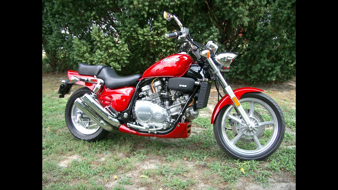 1988 Honda Magna VF-750 (SuperMagna)