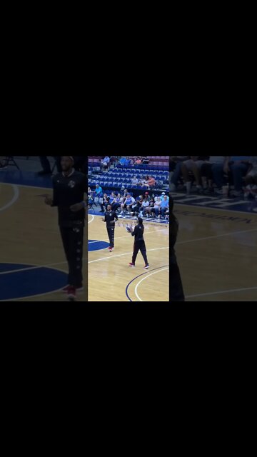 Harlem Globetrotters warm up at the North Charleston Coliseum