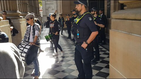 Victoria State Library Mask & Jabs Not Work - Dynamic Drumming & Inspirational Speech