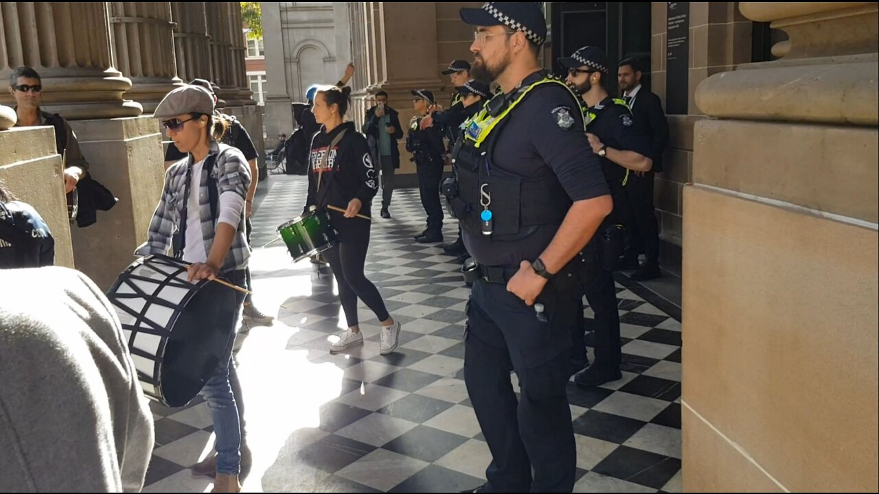 Victoria State Library Mask & Jabs Not Work - Dynamic Drumming & Inspirational Speech