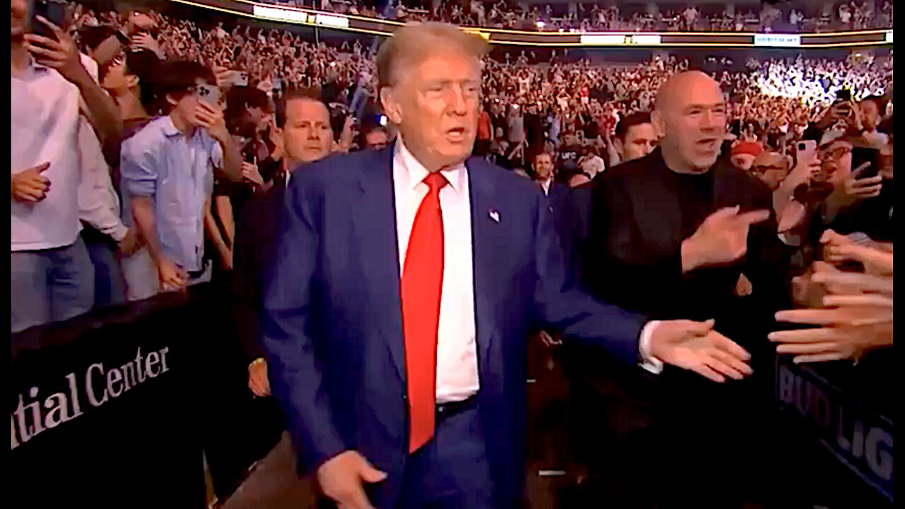 Trump at UFC Fight in Newark