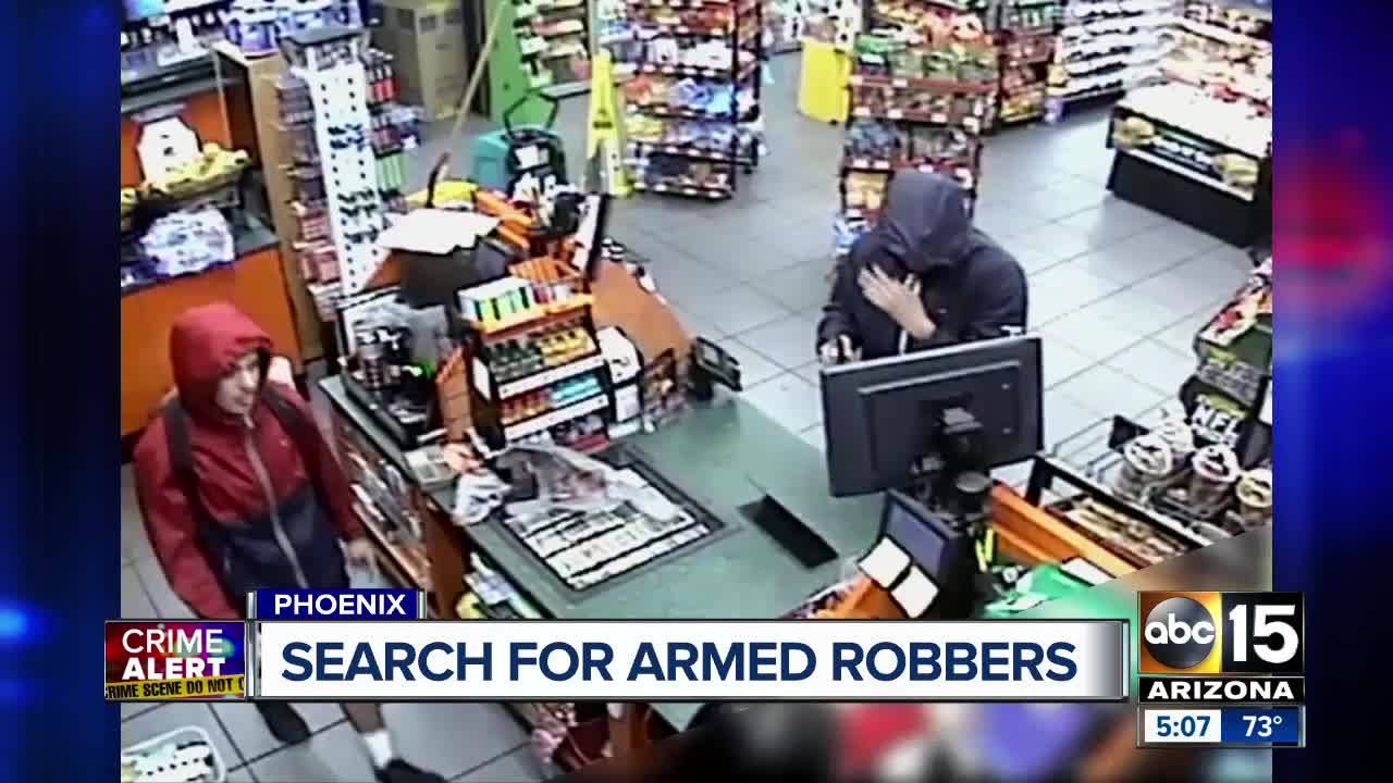 Men caught on camera robbing Circle K with gun