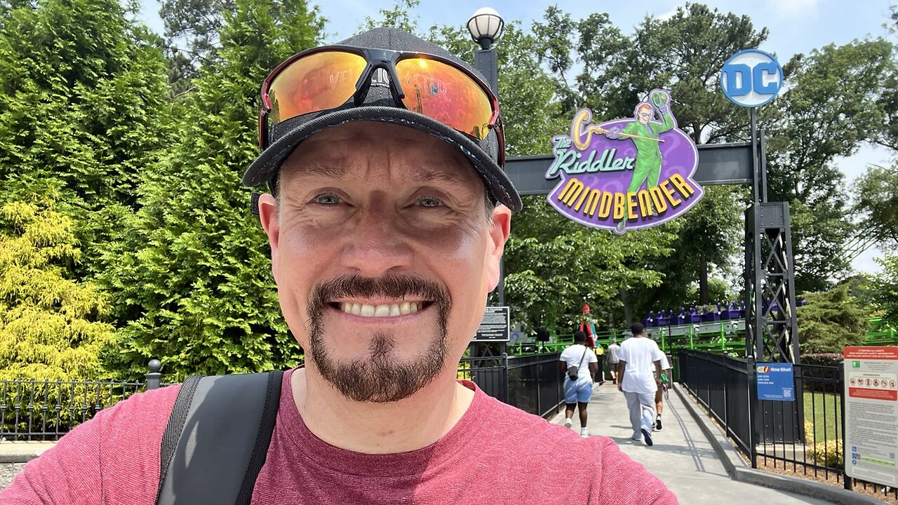 Off Ride Footage of THE RIDDLER MINDBENDER at Six Flags Over Georgia, Atlanta, USA