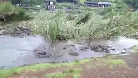 Incredible footage of a sinkhole in action