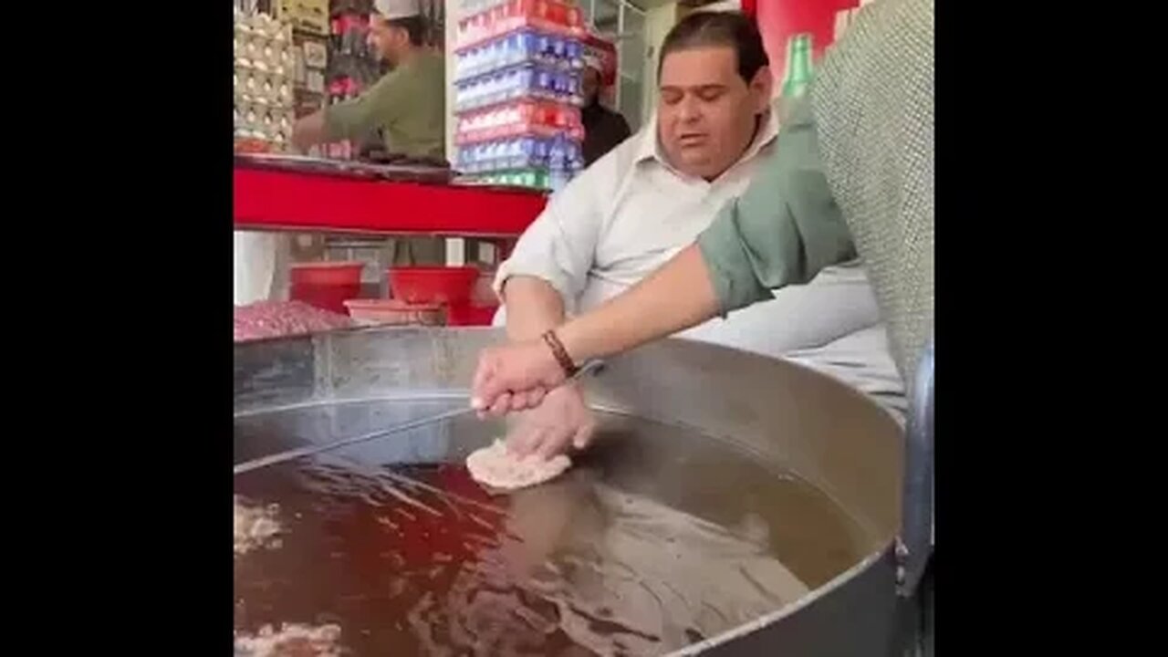 Adam Khan famous Kebabi | Special Big Man Chapli Kabab | Jalalabad city | ادم خان کبابی