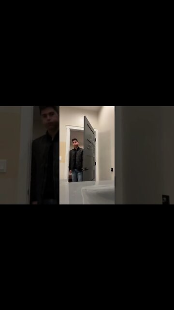 This guy walks around and sounds like a TURBO #SUTUTUU 🐌