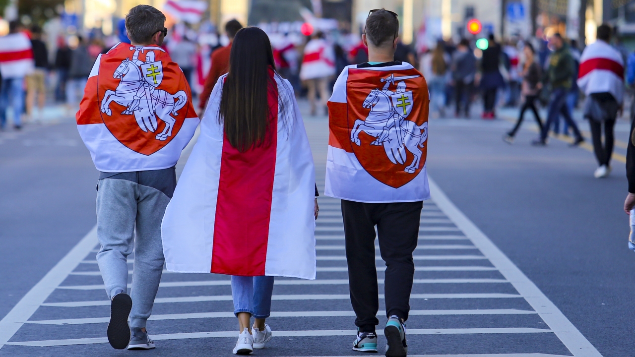 Belarus Enters Seventh Week Of Protests As Tens Of Thousands March