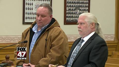 Man gets probation and does not have to register