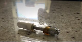 Wellington father discusses dangers of vaping